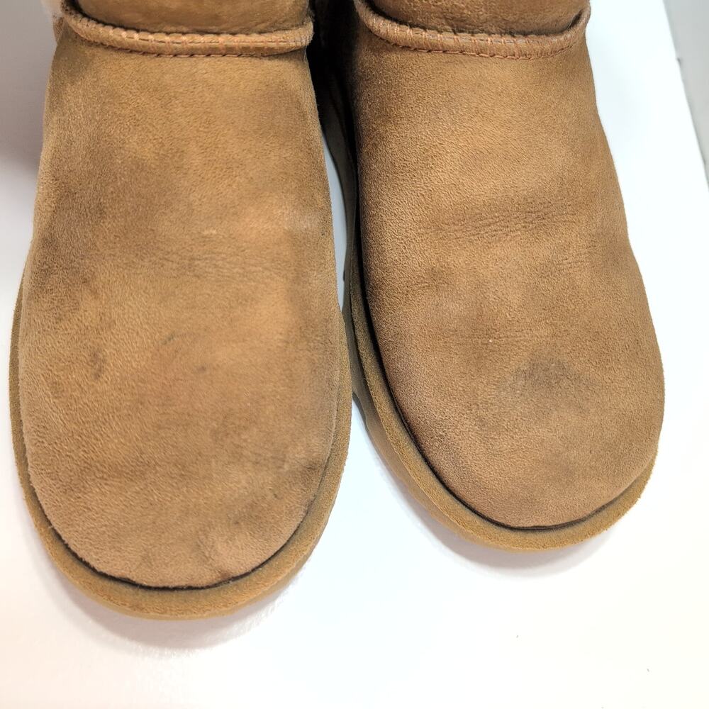 Ugg Pala Sheepskin Suede Ribbon Tie Cozy Boots Girl's Size 5 - Picture 3 of 8